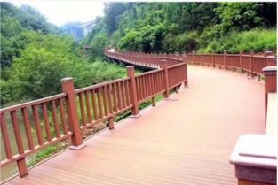 營(yíng)口旅游景區(qū)看臺(tái)木塑護(hù)欄材料與戶外地板的優(yōu)勢(shì)與應(yīng)用