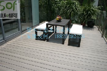 海南仿木紋地板 戶外空間的理想選擇與生態(tài)木地板優(yōu)勢(shì)